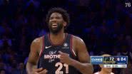Reprodução/Twitter/@sixers