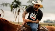 Imagem Maiara e Maraisa, Ana Castela e mais famosos lamentam morte de João Carreiro