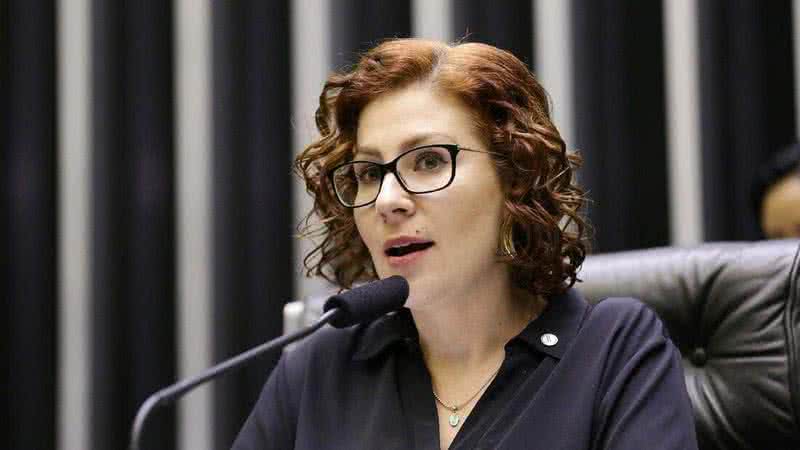 https://www.bnews.com.br/media/_versions/janeiro_2025/carla_zambelli_widelg_widelg_widelg_widelg.jpg