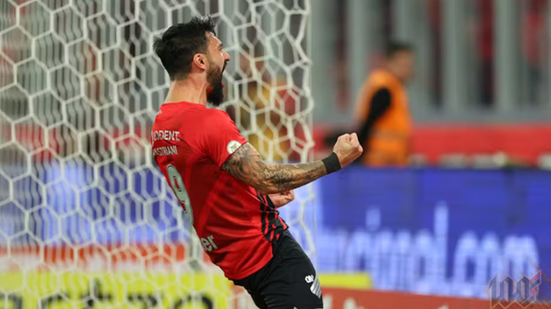 José Tramontin/athletico.com.br