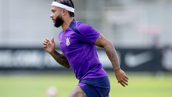 Reprodução / Redes Sociais / Instagram / @memphisdepay
