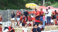 Mesmo com chuva, torcedores marcam presença em duelo Vitória x Barcelona de Ilhéus