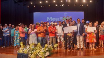 Imagem Prefeitura de Itabuna entrega títulos de propriedade a 126 famílias