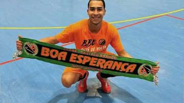Imagem Jogador de futsal morre em acidente de carro no Rio de Janeiro