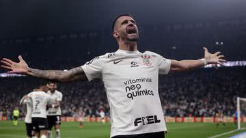 Corinthians vence o Flamengo e consegue a vantagem na semifinal do  Brasileiro