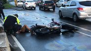 Imagem VÍDEO: Motociclista fica ferido após acidente na frente da Rodoviária de Salvador