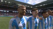 Jogadores perfilados durante execução do hino - Reprodução/SporTV 2