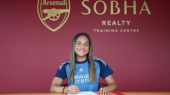Imagem Arsenal oficializa contratação de jogadora mais cara da história do futebol feminino; saiba valores