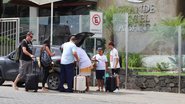 Movimentação no Porto da Barra neste domingo (13)