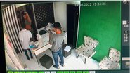 Imagem Vídeo: homens assaltam loja de celulares no bairro do Uruguai