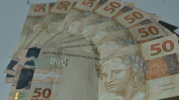 O autor será investigado pelo crime de moeda falsa tipificado no art. 289 do CPB com pena de 03 a 12 anos de reclusão. - Foto: Ilustrativa | Agencia Brasil