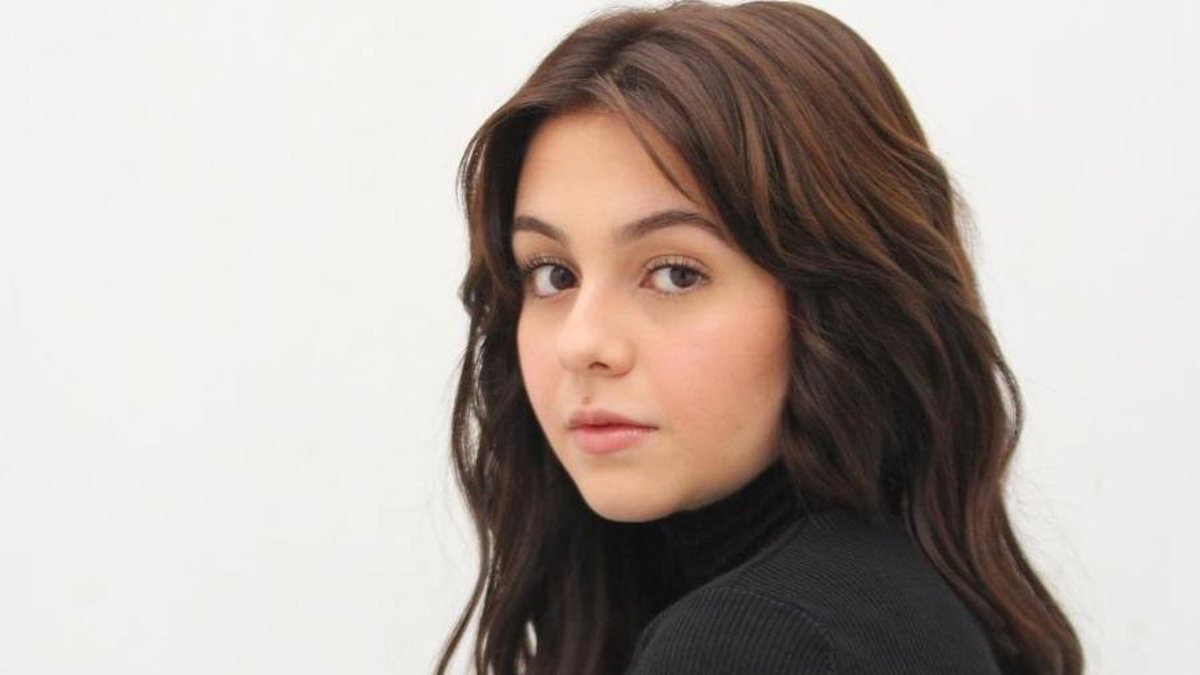 Klara Castanho se manifesta pela primeira vez após carta aberta sobre