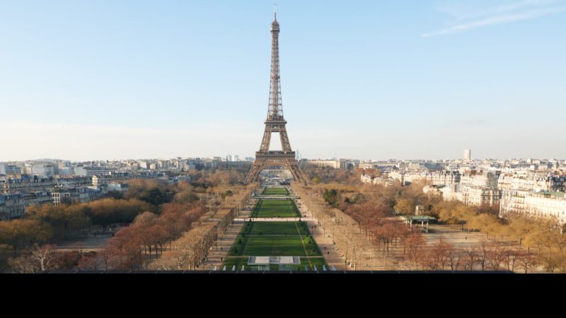 São Paulo a toujours deux vols hebdomadaires vers Paris, France