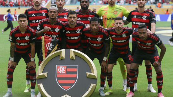 Imagem Titular do Flamengo tem fratura no pé confirmada e vira desfalque para a temporada; saiba quem