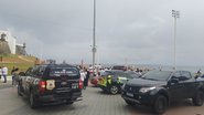 Movimentação no Farol da Barra neste domingo (15)
