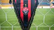 Flâmula do Vitória usada em jogo pela Sul-Americana 2025 - Victor Ferreira/EC Vitória
