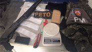 Imagem Após troca de tiros, PM prende um traficante e apreende dois menores em Simões Filho