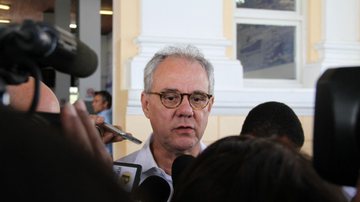 Imagem Em audiência pública, Eduardo Pessoa é chamado de "câncer da Agerba"