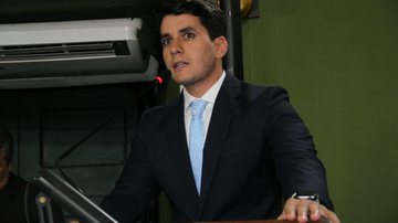 Paulo M. Azevedo