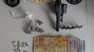 Imagem Apreendidas arma e drogas em ação em Amargosa