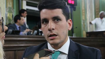 Paulo M. Azevedo