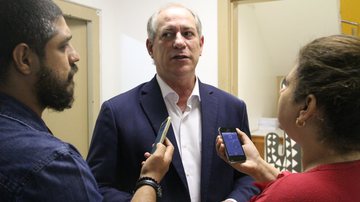 Roberto Viana