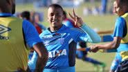 Diego Carvalho / Aguante