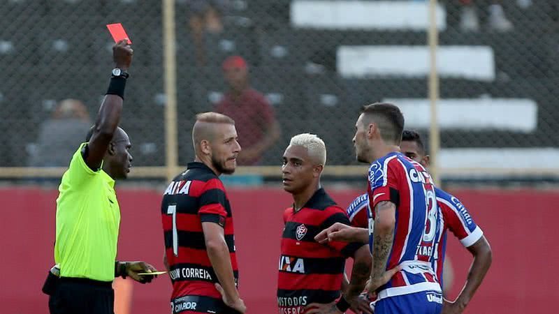 Felipe Oliveira/EC Bahia e Reprodução/Infoesporte