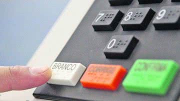 Imagem Crise de representação aumenta votos brancos e nulos após 2013, diz diretor do Datafolha
