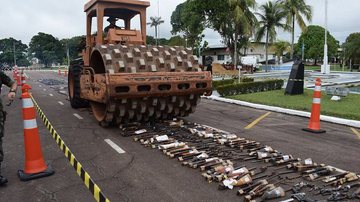 Imagem País destrói 818 armas por dia após acordo entre militares e Judiciário
