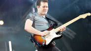 Imagem Chimbinha faz xixi nas calças durante show em Belém