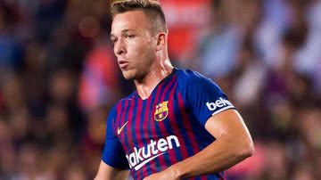 Imagem Arthur sobre Neymar voltar ao Barcelona: "Estou rezando para que ele venha"