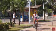 Imagem BNews flagra pessoas praticando exercícios físicos apesar da orientação de isola