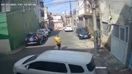 Imagem Homem armado assalta casal de idosos na porta de casa em Matatu de Brotas; veja vídeo