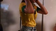 Imagem Bruna Marquezine é flagrada aos prantos após lesão de Neymar