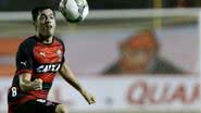 Imagem Cáceres mira duelo com o Atlético-PR e avisa: “confiança está voltando”