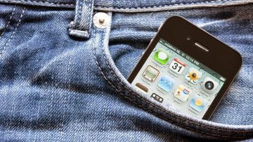 Imagem Celular no bolso pode afetar qualidade do esperma, diz estudo