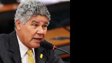 Imagem “Se deixar vira pizza”, lamenta o deputado Chico Alencar