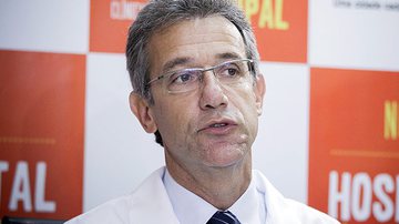 Imagem Governo afirma que hospitais receberão reforço para monitorar ebola