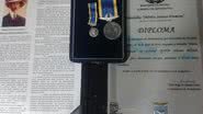 Imagem Coronel Berlink é homenageado e recebe medalha