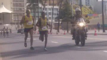 Imagem Policiais Militares participam da Corrida do Águia em Salvador