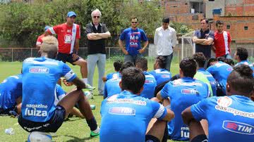 Imagem Bahia ‘blinda’ jogadores e técnico para partida decisiva
