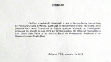 Imagem Rui apresenta documento do MP e afirma que não existe denúncia contra ele
