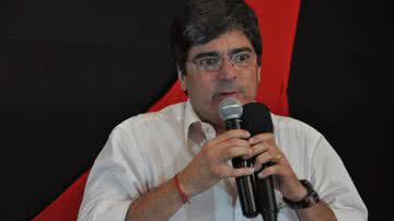 Imagem Falcão confirma que Vitória deve trazer sete reforços para o Brasileirão