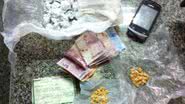 Imagem Polícia prende homens com drogas em Simões Filho