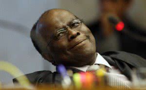 Imagem Segundo colunista, Joaquim Barbosa está perto de sair do STF