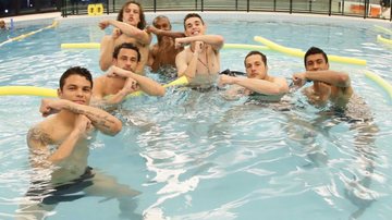 Imagem Jogadores da seleção brasileira prestam homenagem à Neymar