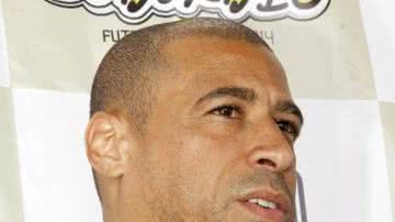 Imagem Rejeitado no planejamento de 2014, Jorge Wagner não descarta retorno ao Bahia