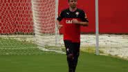 Imagem Juan e Cáceres aprimoram parte física para retornarem aos gramados