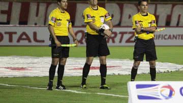 Imagem Após erro, Falcão diz que vai entrar com representação contra juiz na Conmebol